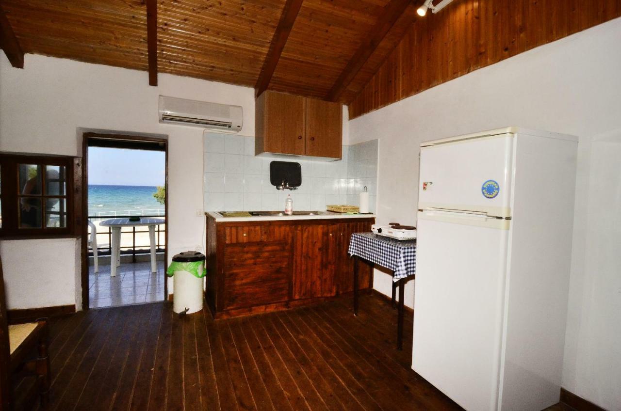Oasis Beachfront Studios & Apartments, By Zantewize Alykanas  Exterior foto
