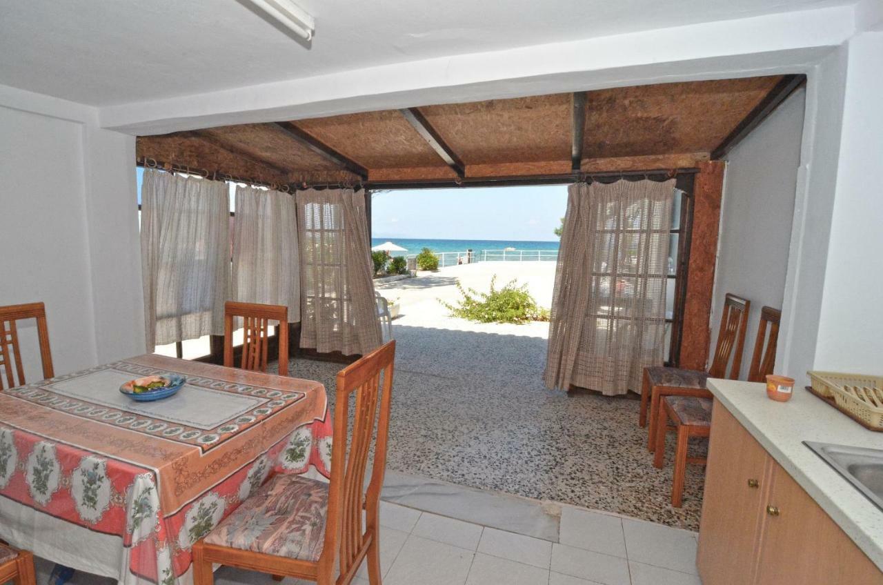 Oasis Beachfront Studios & Apartments, By Zantewize Alykanas  Exterior foto